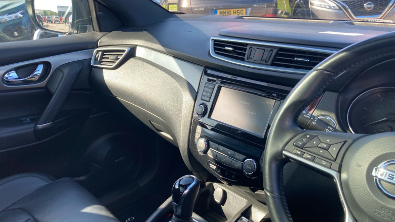 Nissan Qashqai 1.6 dCi Tekna+ 5dr Xtronic Diesel Hatchback